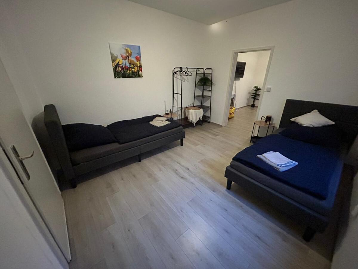 Monteur-Zimmer - Krefeld - Work Stays - Monteurswohnung ★★★★★ | Küche |WIFI | Smart TV | Bad | Waschmaschine | Bettwäsche