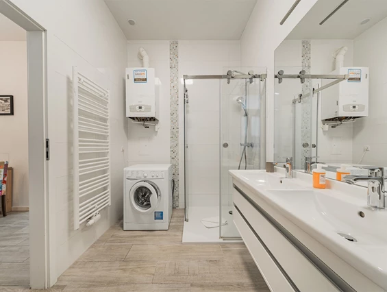 MonteurZimmer: Erdgeschoß Wohnung für 4 in Mariahilf