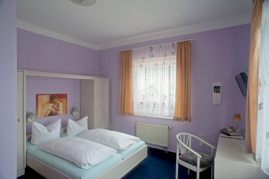 Monteur-Zimmer - Halle (Kreisfreie Stadt Halle) - Hotel Kröllwitzer Hof