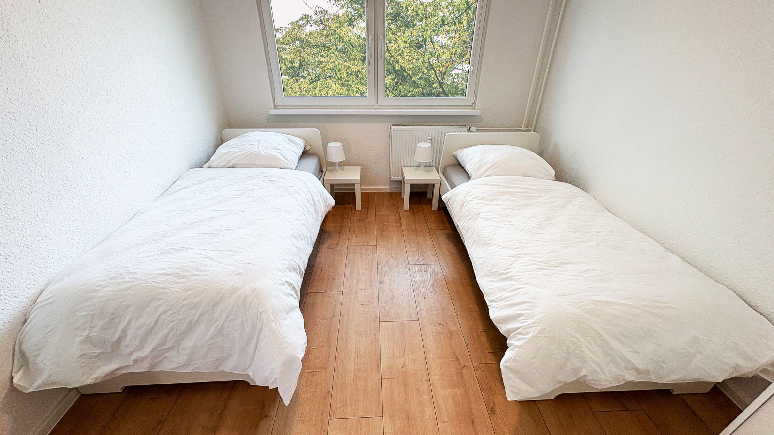Monteur-Zimmer - Halle (Kreisfreie Stadt Halle) - Handwerkerwohnungen mit Doppelzimmern, WLAN, Parkplatz, Balkon, Einzelb.