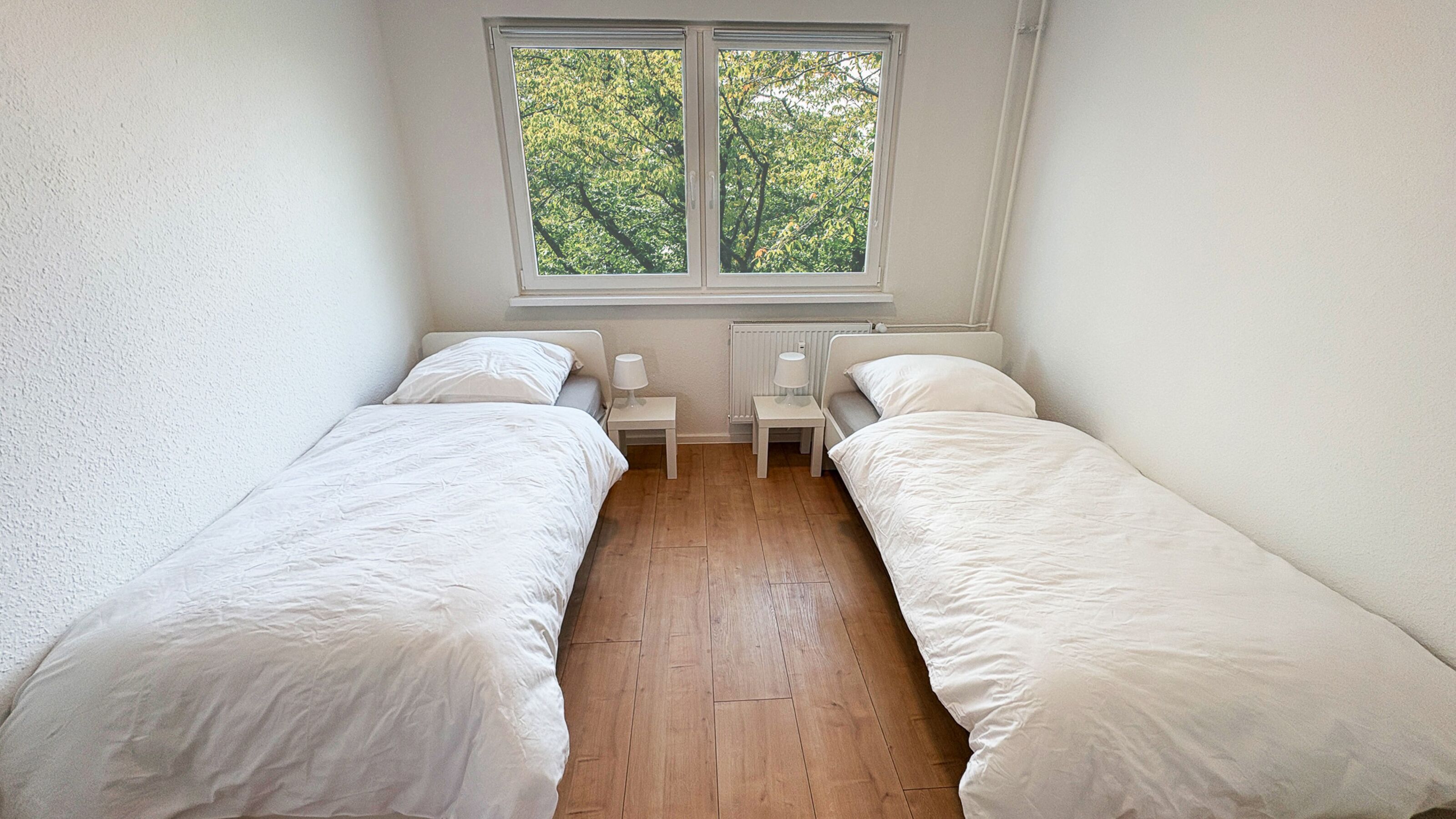 Monteur-Zimmer - Halle (Kreisfreie Stadt Halle) - Handwerkerwohnungen mit Doppelzimmern, WLAN, Parkplatz, Balkon, Einzelb.