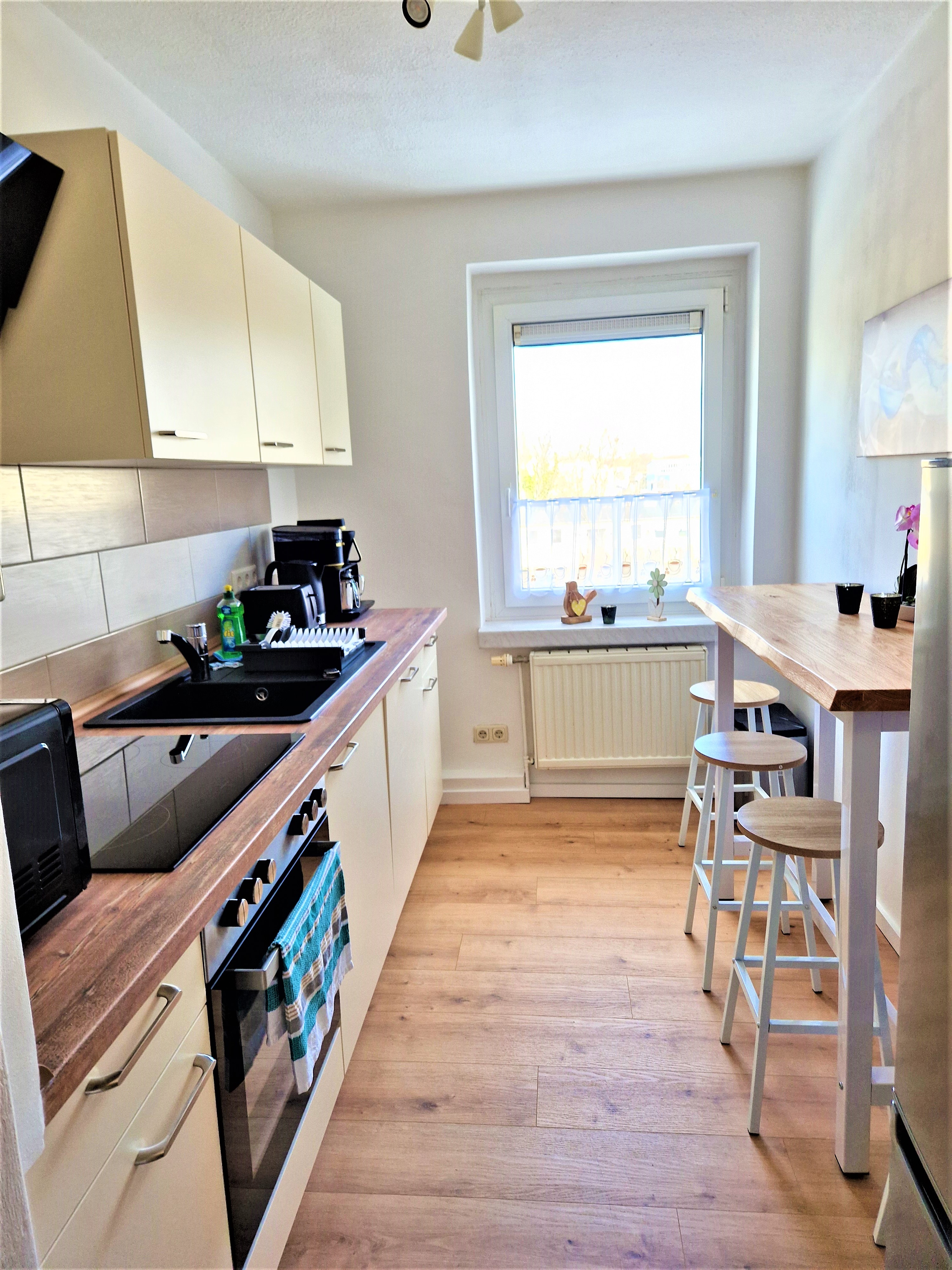 MonteurZimmer: Citywohnungen Halle und Landhäuser nördlicher Saalekreis, 1-8 Gäste