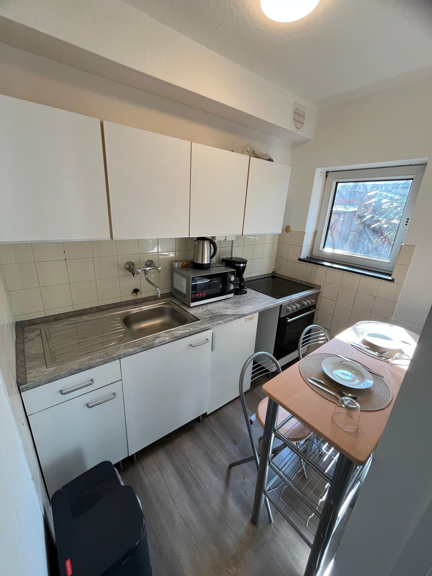 Monteur-Zimmer - Kiel (Kreisfreie Stadt Kiel, Kreis Rendsburg-Eckernförde) - 2-Z Monteurwohnung in Kiel-Ost