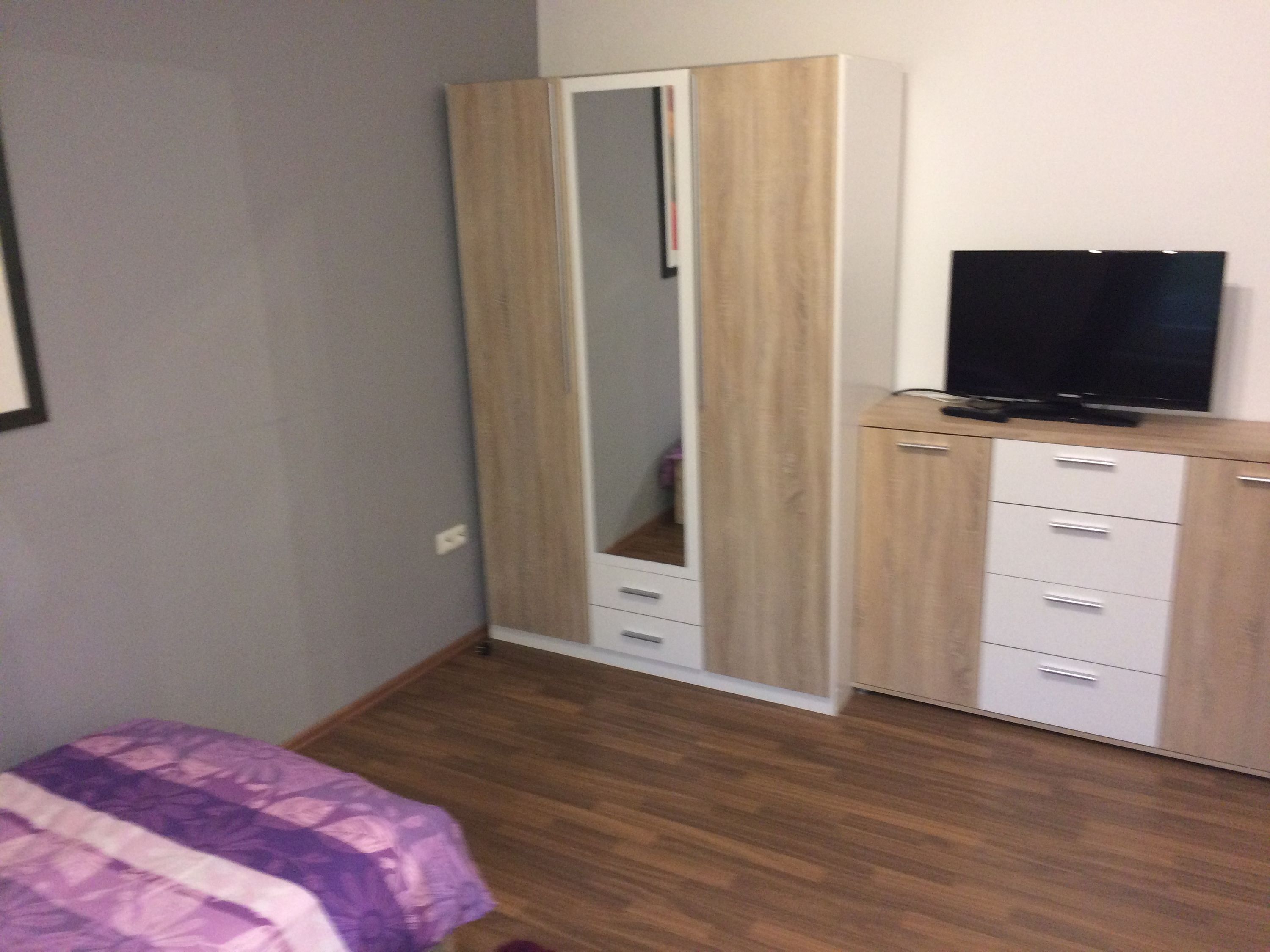 Monteur-Zimmer - Kiel (Kreisfreie Stadt Kiel, Kreis Rendsburg-Eckernförde) - Monteurzimmer - Wohnung Kiel ab 15,00 Eur