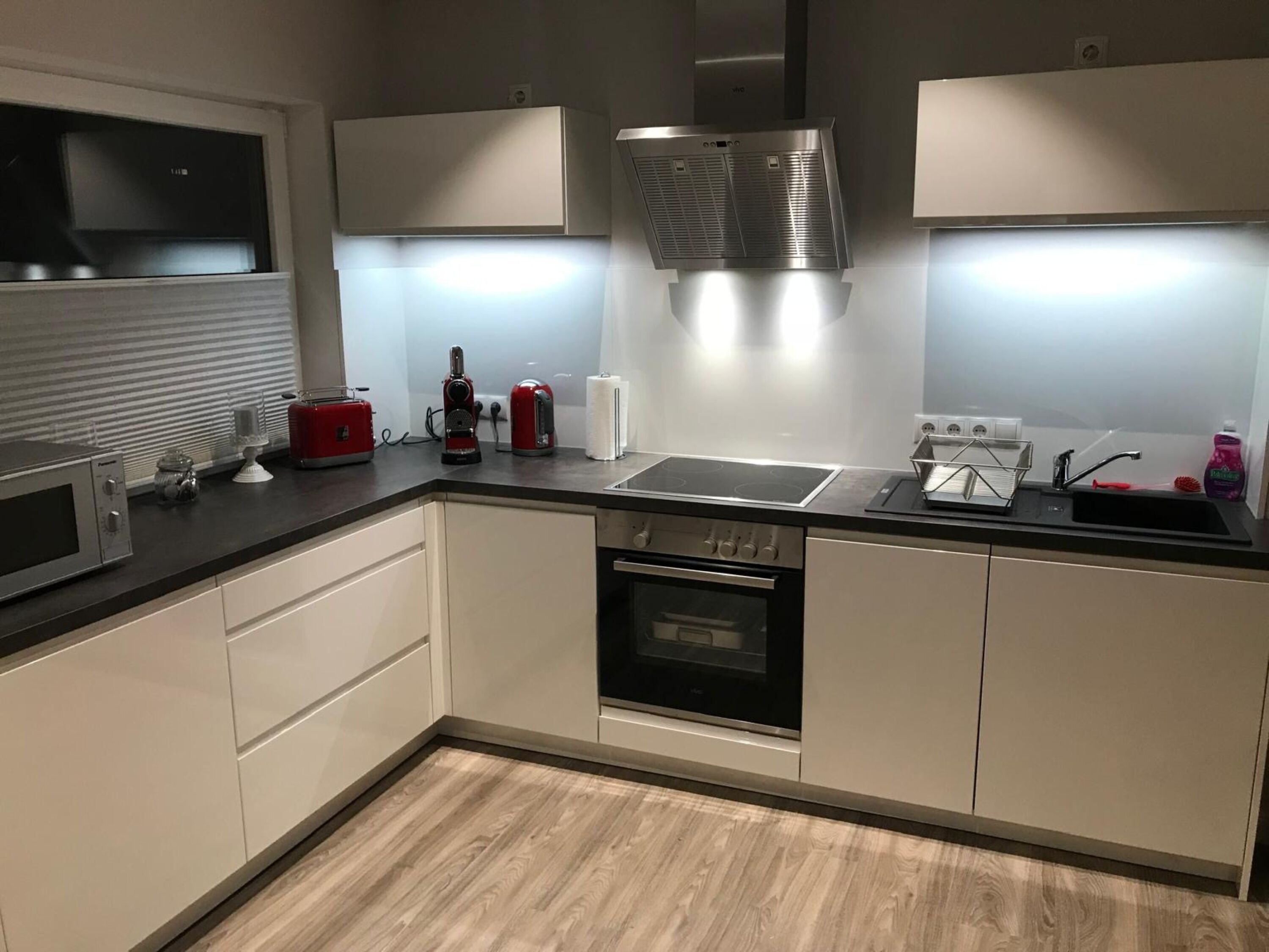 Monteur-Zimmer - Kiel (Kreisfreie Stadt Kiel, Kreis Rendsburg-Eckernförde) - Ferienhaus Rosi