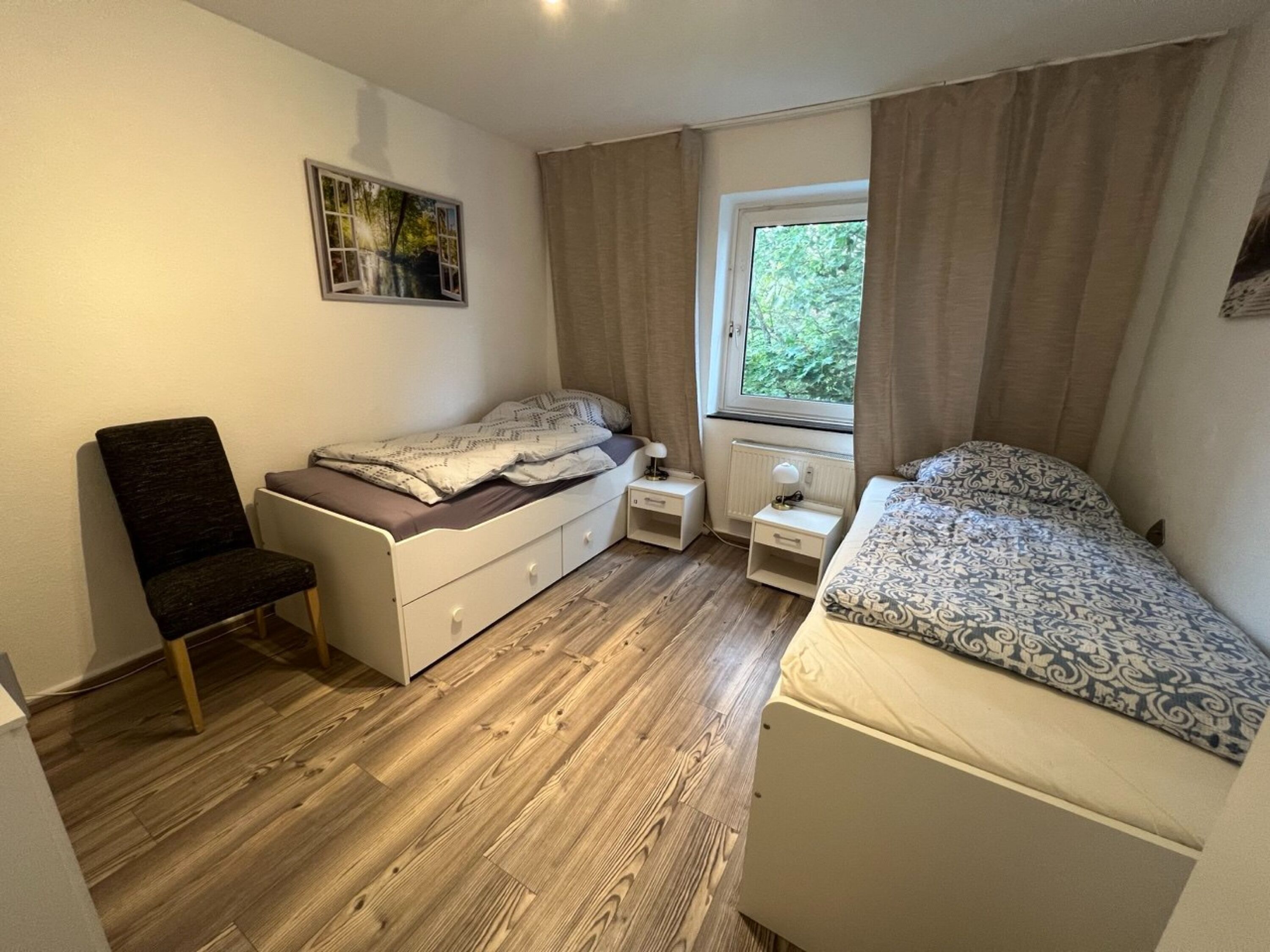 Monteur-Zimmer - Kiel (Kreisfreie Stadt Kiel, Kreis Rendsburg-Eckernförde) - Schone Wohnung in Kiel für 7 Personen