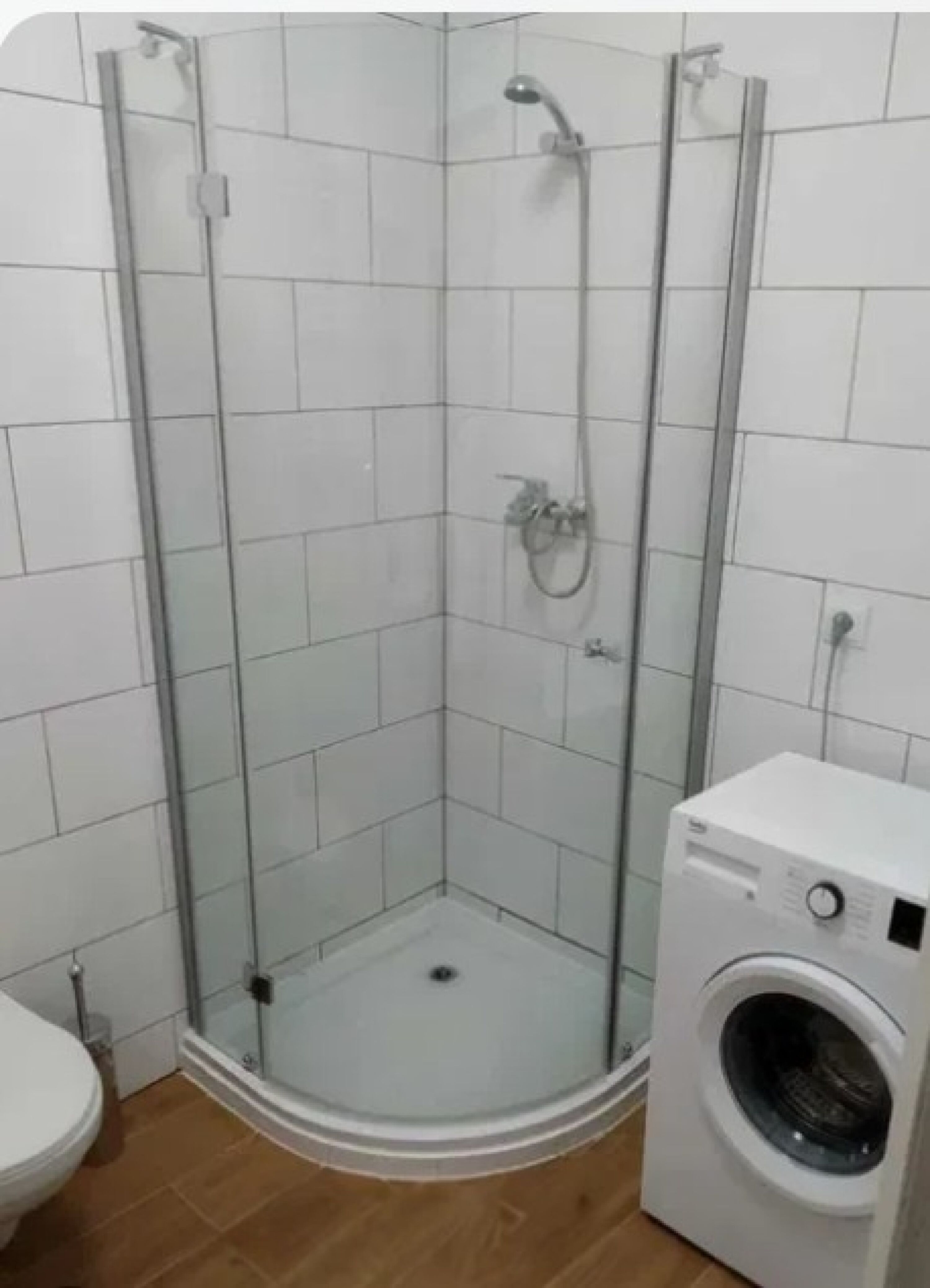 Monteur-Zimmer - Kiel (Kreisfreie Stadt Kiel, Kreis Rendsburg-Eckernförde) - Freie Monteurunterkünfte – JETZT anrufen! Polnisch möglich