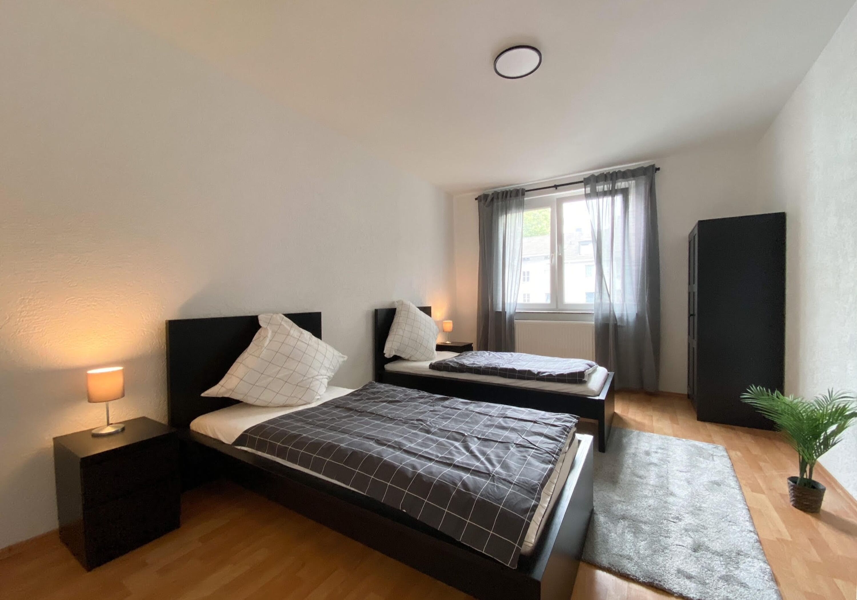 Monteur-Zimmer - Kiel (Kreisfreie Stadt Kiel, Kreis Rendsburg-Eckernförde) - Top-Apartments Kiel