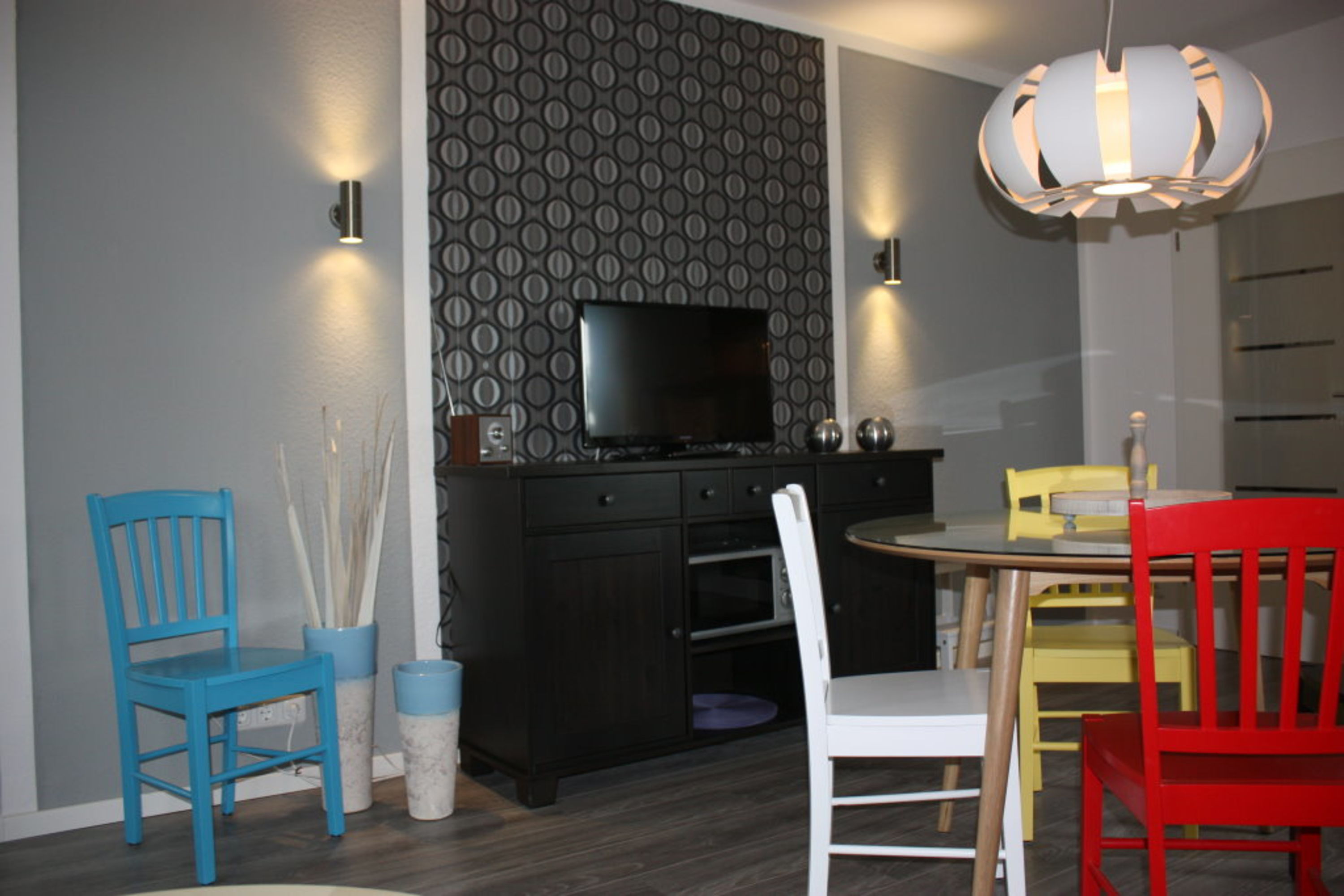 Monteur-Zimmer - Kiel (Kreisfreie Stadt Kiel, Kreis Rendsburg-Eckernförde) - Modern ´möbelierte Wohnungen in Dietrichsdorf und Holtenau!