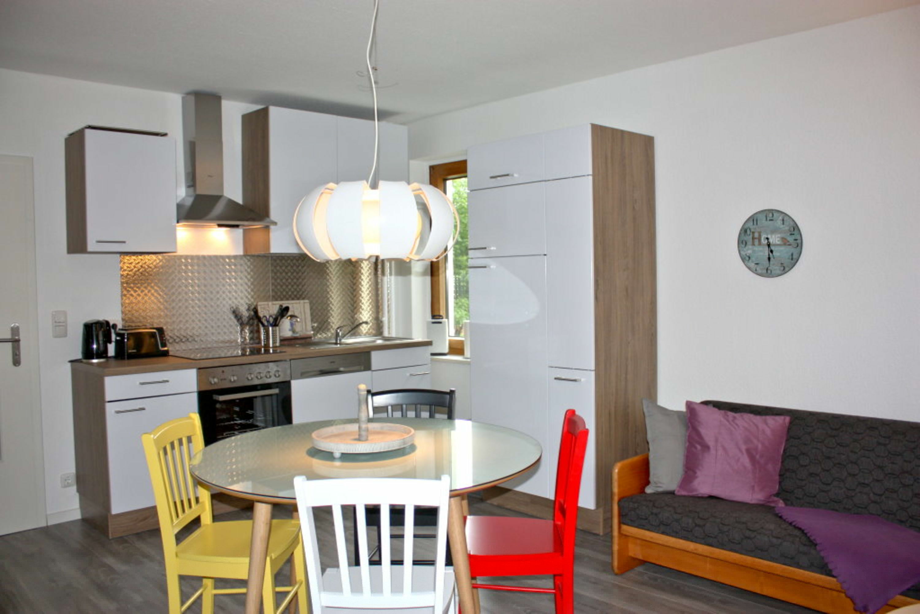 Monteur-Zimmer - Kiel (Kreisfreie Stadt Kiel, Kreis Rendsburg-Eckernförde) - Modern ´möbelierte Wohnungen in Dietrichsdorf und Holtenau!