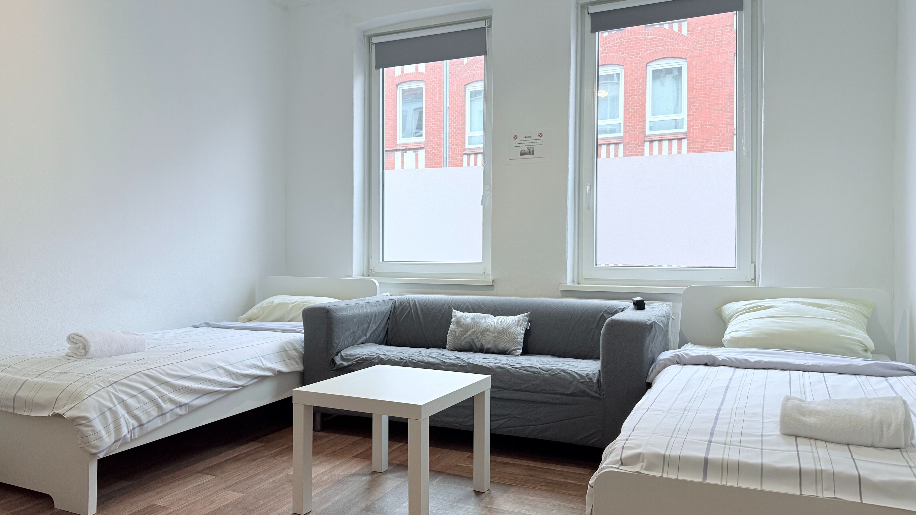 Monteur-Zimmer - Kiel (Kreisfreie Stadt Kiel, Kreis Rendsburg-Eckernförde) - Moderne Apartments in Kiel | Mehrere Einheiten im Gebäude