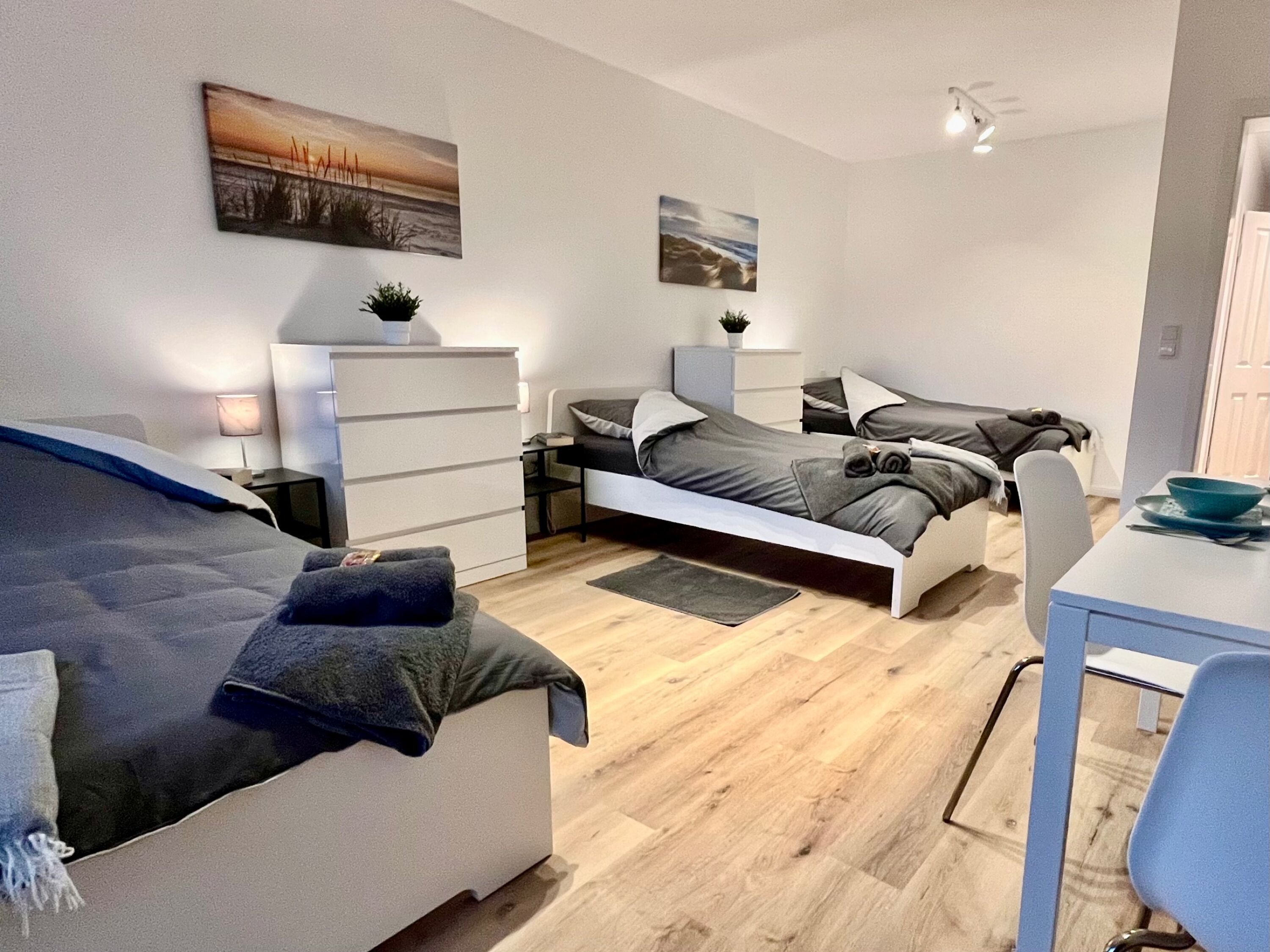 Monteur-Zimmer - Kiel (Kreisfreie Stadt Kiel, Kreis Rendsburg-Eckernförde) - Kiel | Worker Place | Küche | Internet I Smart TV