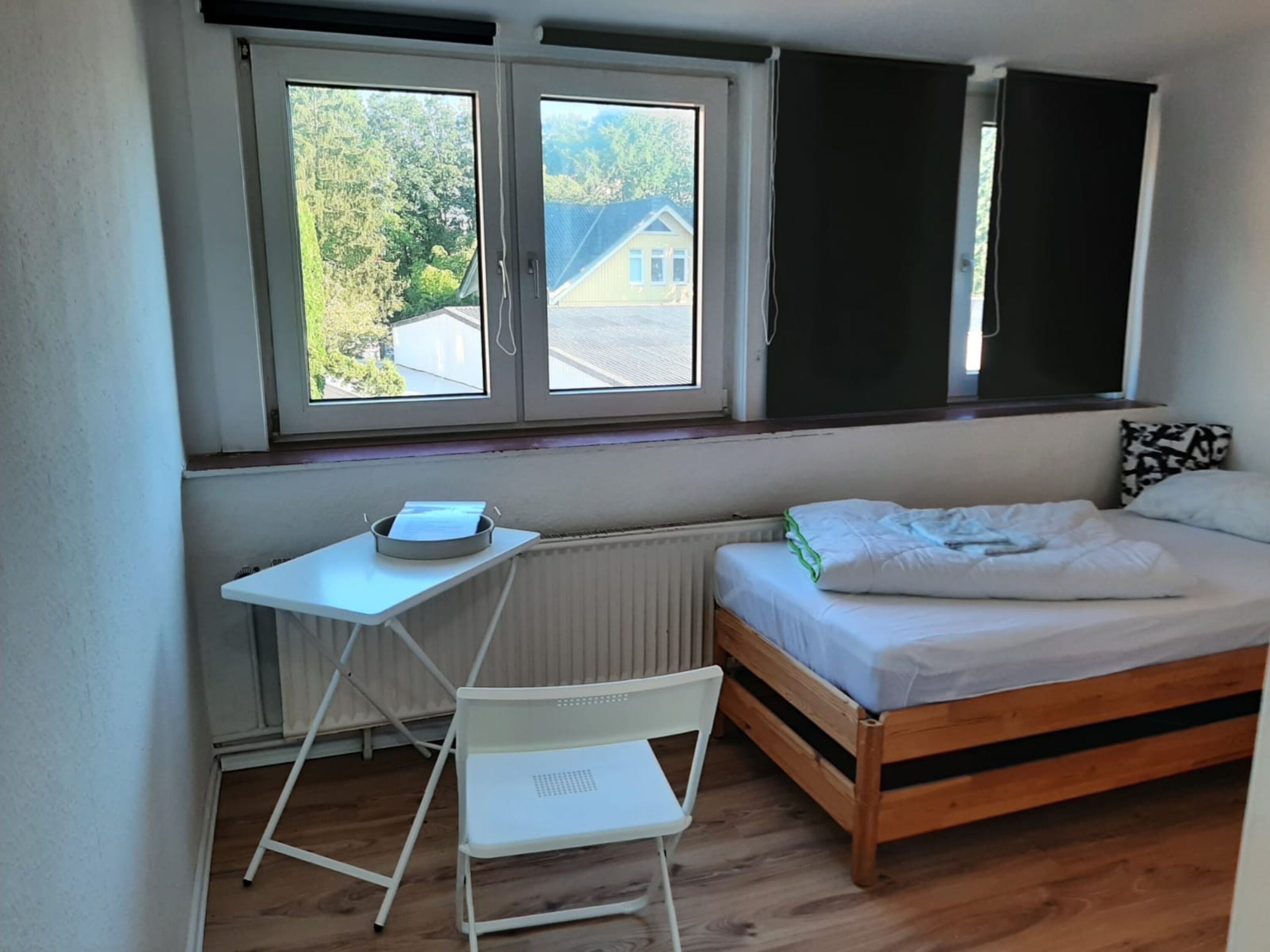 Monteur-Zimmer - Kiel (Kreisfreie Stadt Kiel, Kreis Rendsburg-Eckernförde) - Monteurzimmer in Kiel – zentral, sauber & preiswert