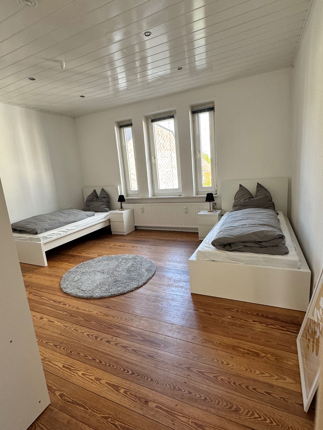 Monteur-Zimmer - Kiel (Kreisfreie Stadt Kiel, Kreis Rendsburg-Eckernförde) - 2-Zimmer-Apartment Kiel – Zentrale Lage, Kurzzeitmiete