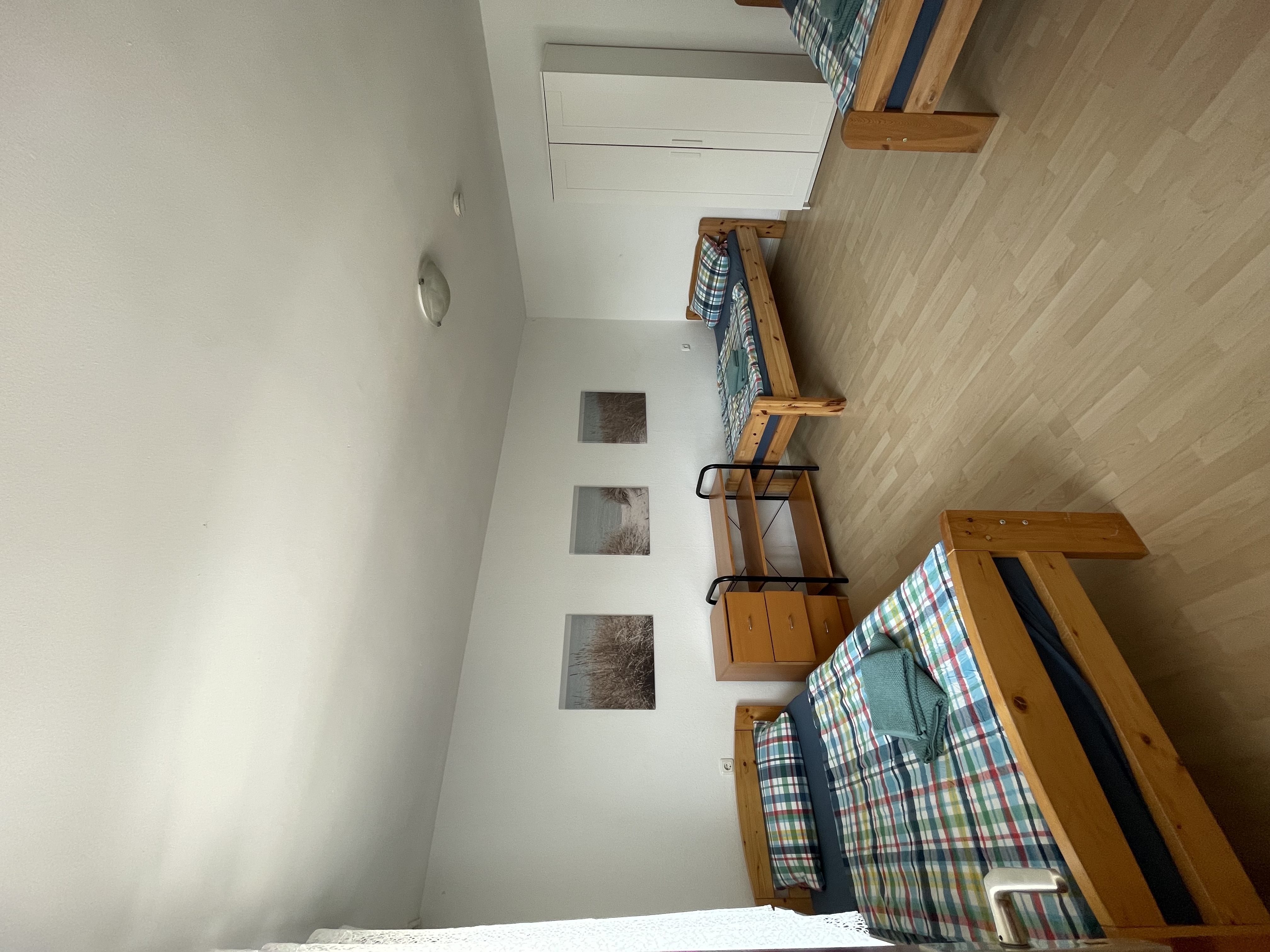 Monteur-Zimmer - Hessen Süd - Dreibettzimmer OG - Haus Fuchs
