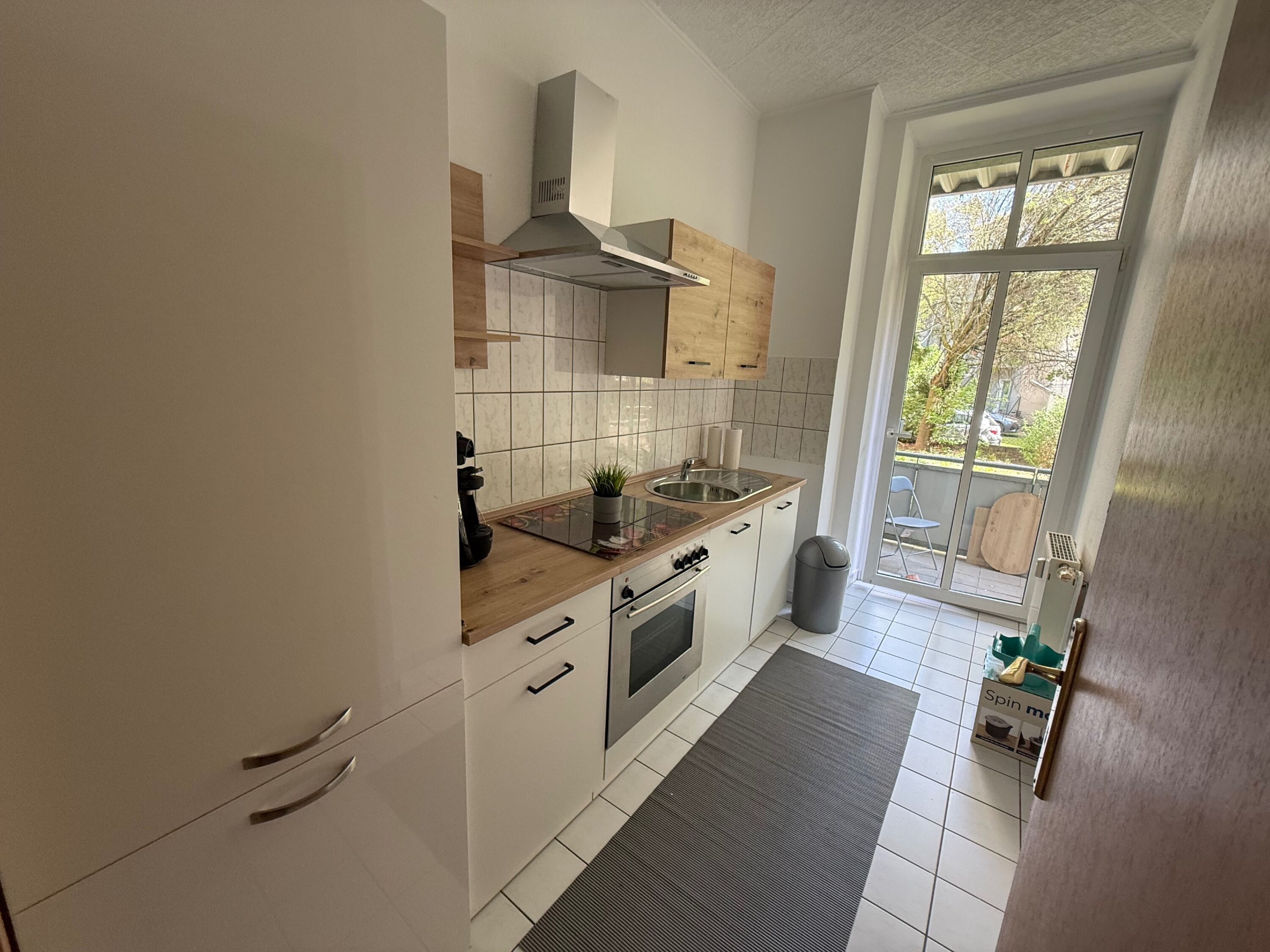 Monteur-Zimmer - Haldensleben - Monteurswohnung- 3 Zimmer - Ergeschoss-Balkon