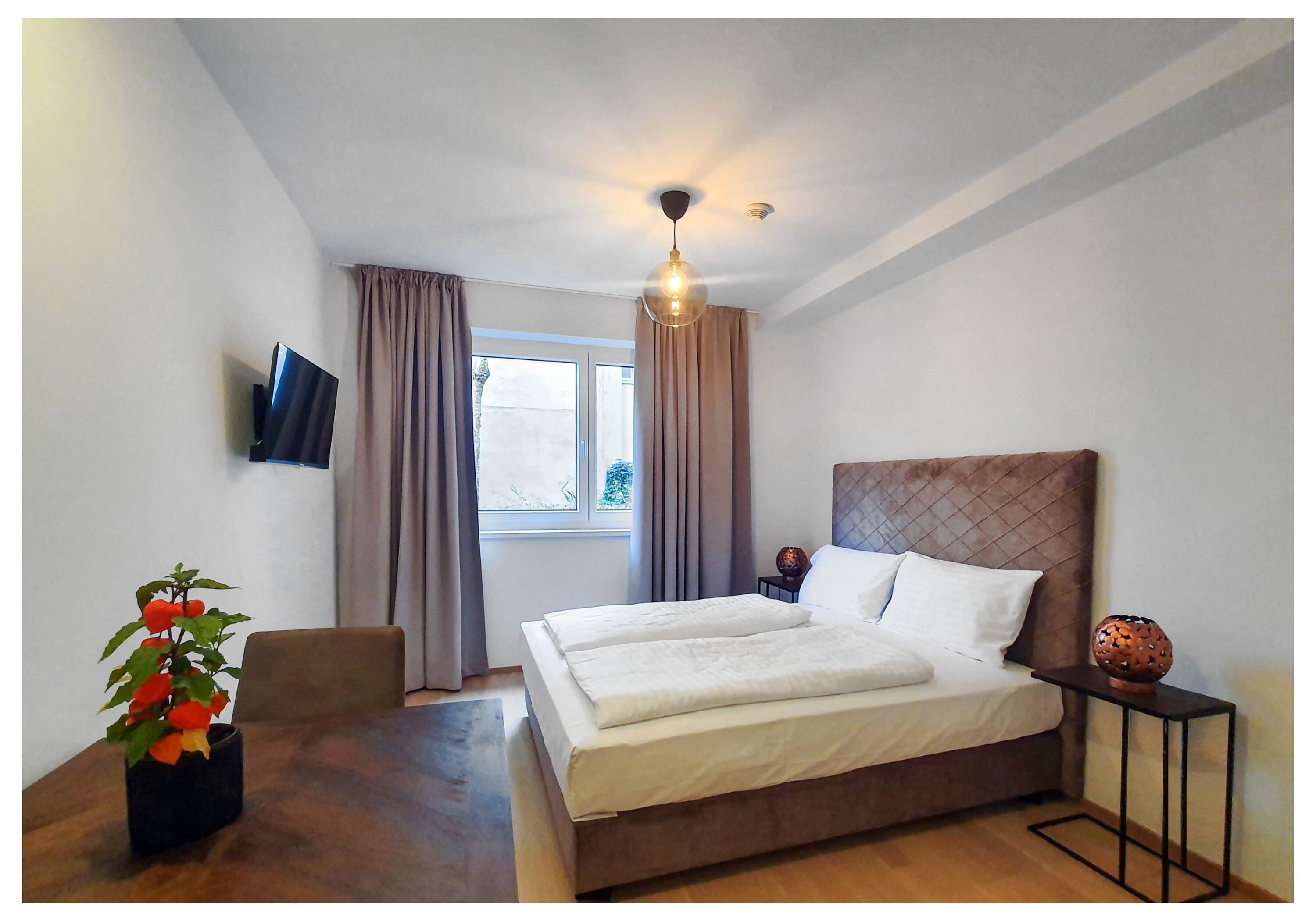 Monteur-Zimmer - Niederkreuzstetten - Erdgeschoß Wohnung für 2 in Ottakring 