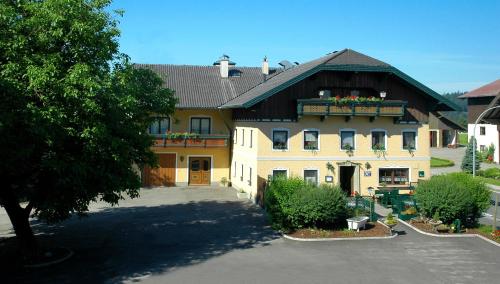Monteur-Zimmer - Regau - Krämerwirt Hotel-Gasthof