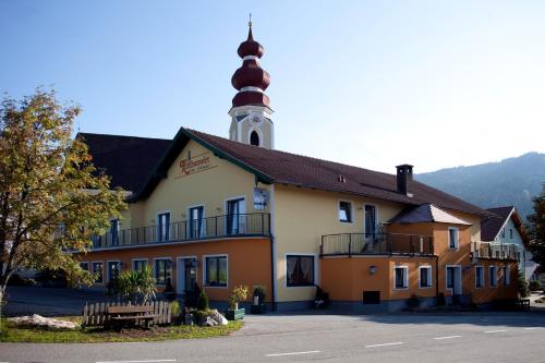 Monteur-Zimmer - Thalgau - Kirchenwirt Irrsdorf Familie Schinwald