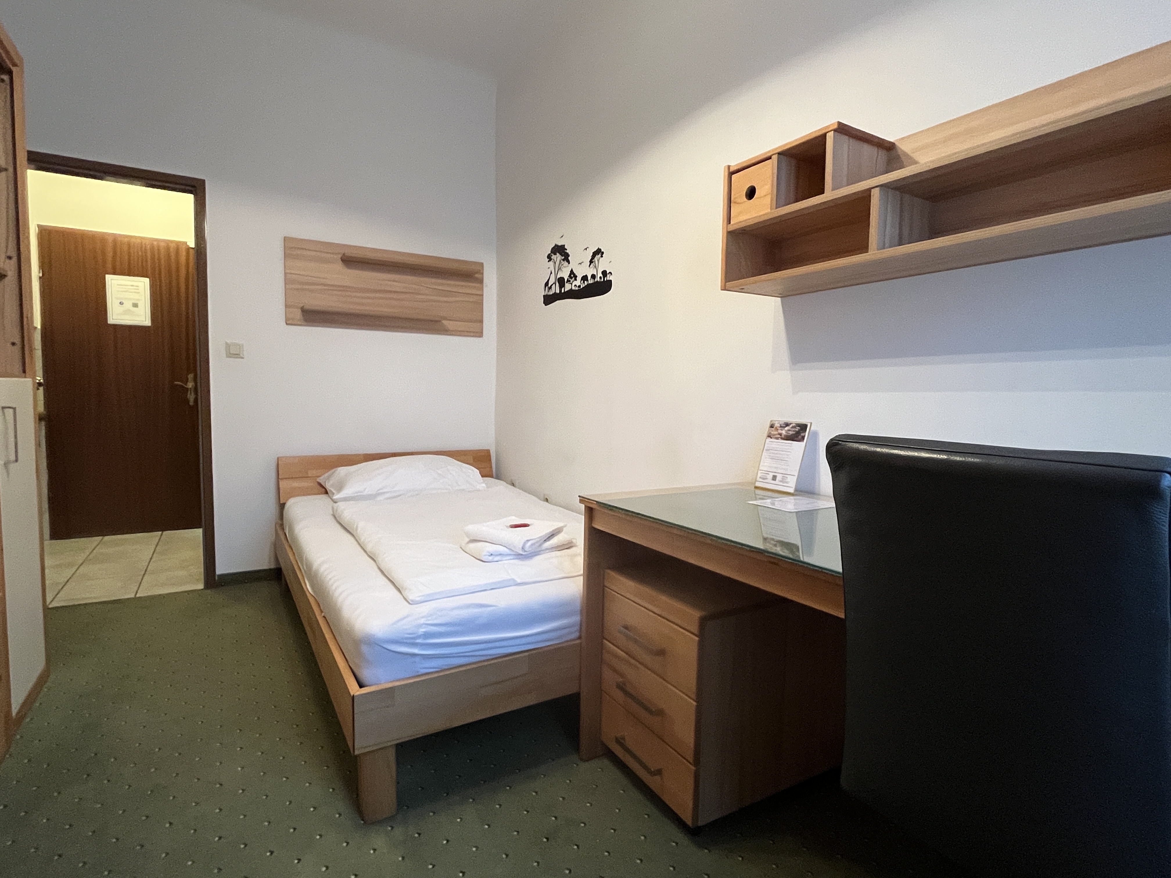 MonteurZimmer: Zimmerbeispiel - APARTHOTEL MARIAZELLERHOF - Monteurzimmer und Monteurwohnungen