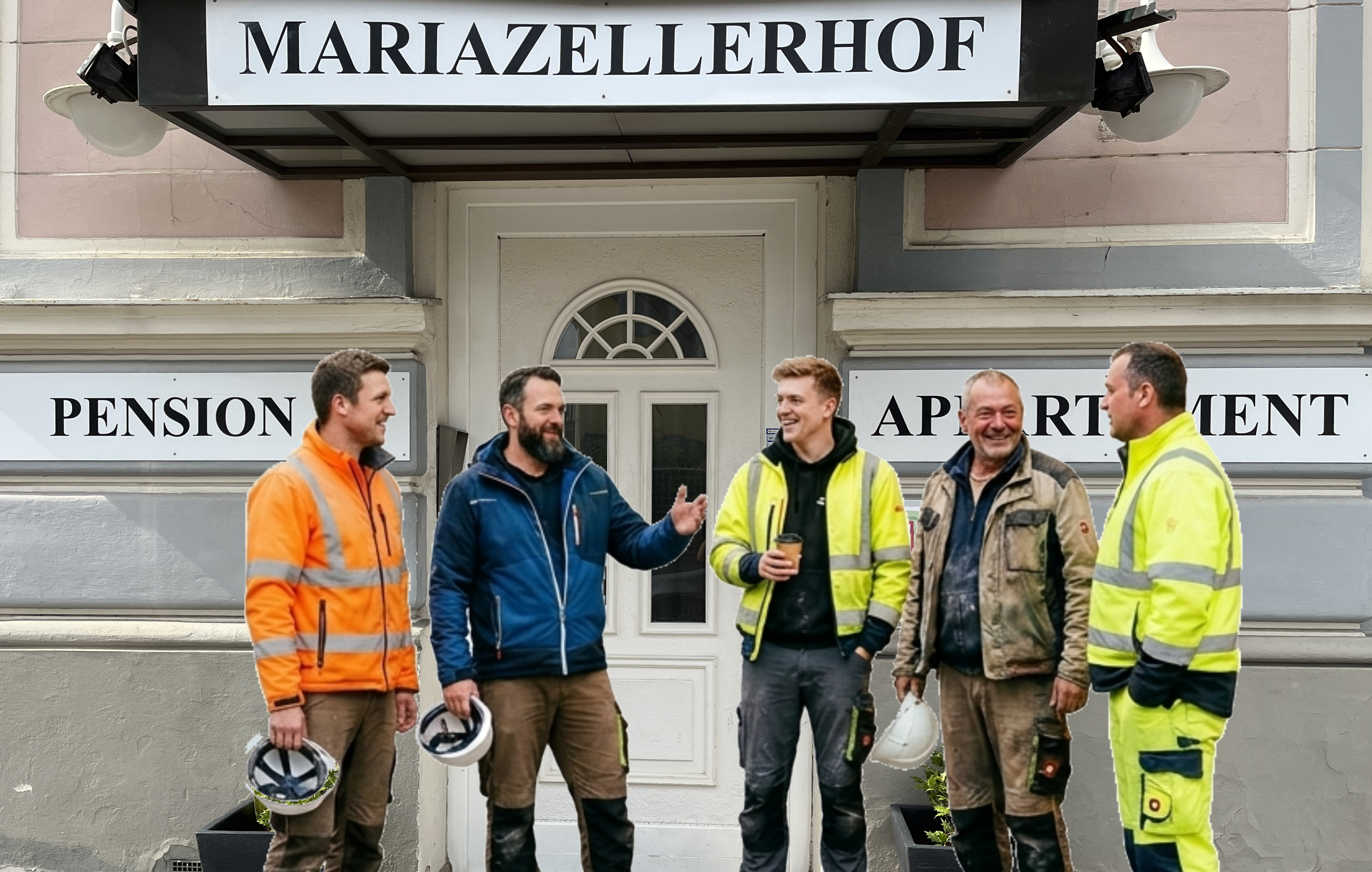MonteurZimmer: Monteure vor dem Haupteingang - APARTHOTEL MARIAZELLERHOF - Monteurzimmer und Monteurwohnungen