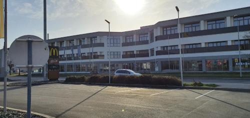 Monteur-Zimmer - Preis pro Nacht - Münchendorf - GreenPoint