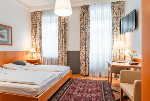 Monteur-Zimmer - Maria Enzersdorf - Markgraf