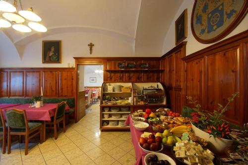 Monteur-Zimmer - Preis pro Nacht - Hollabrunn - Zum goldenen Engel - Fam. Ehrenreich