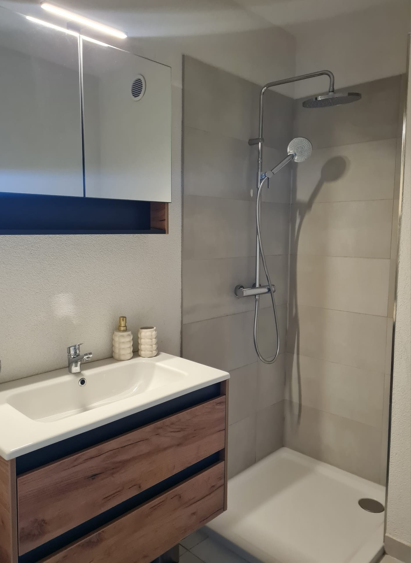 Monteur-Zimmer - Fernseher - Köttmannsdorf - Badezimmer - Appartement Sonvilla