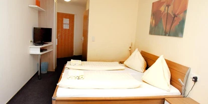 Monteur-Zimmer - Lanzendorf (Lanzendorf) - Pension Tennisweber