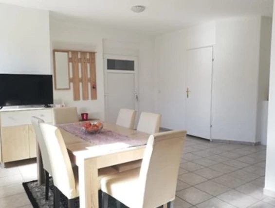 MonteurZimmer: Stankovic Lanzendorf