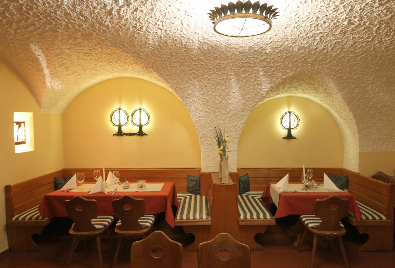 Monteur-Zimmer - Preis pro Nacht - Hallwang (Hallwang) - Gästehaus Täublwirt